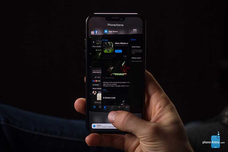 iPhone 11 With iOS 13 Dark Mode