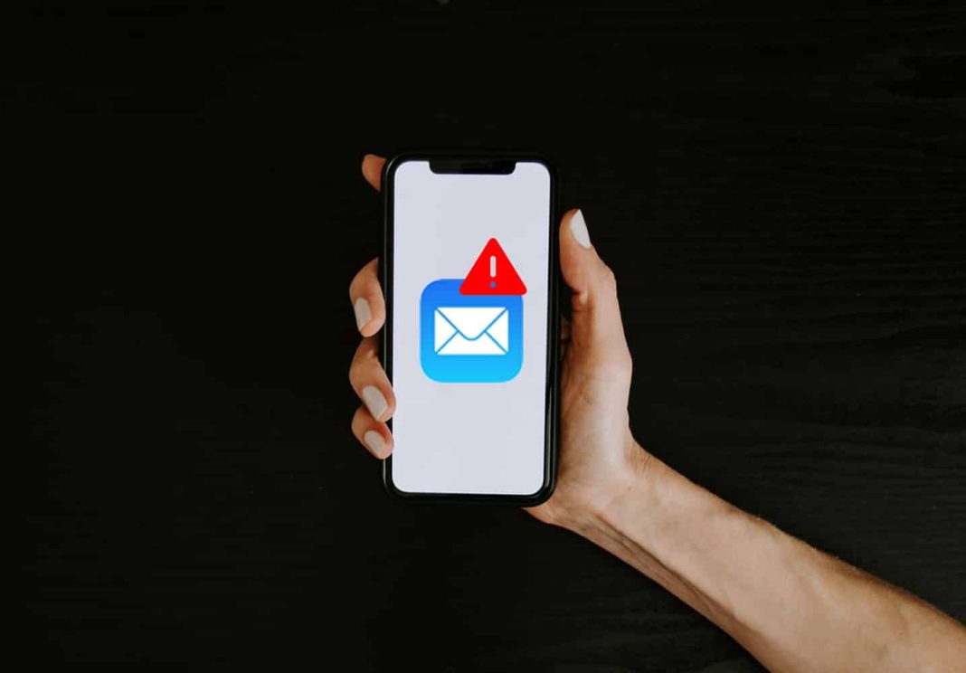 Hackers can Exploit iPhones Just by Sending Emails